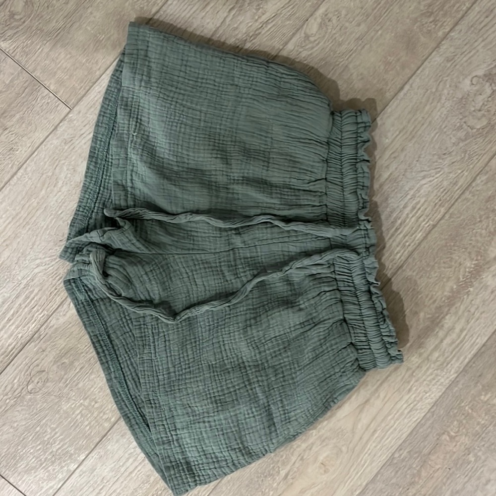 White fox boutique shorts